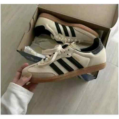 Adidaass Samba Cream Sand Strata for her