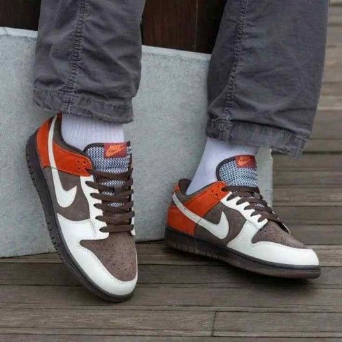 Nikkee Dunk Low Red Panda Brown Suede
