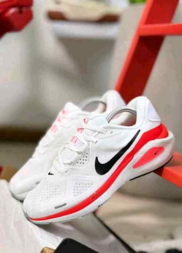 Nikke Running Structure 26 trainers White orange Fix