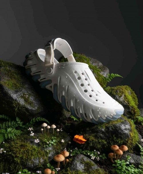 Croccs Echo Icey Ro Gum Clogs