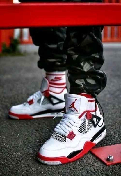 Jordan Retro 4 Fire Red semi ua