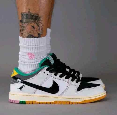 nikkee sb x csef dunk low pro shoes summit white black white iron