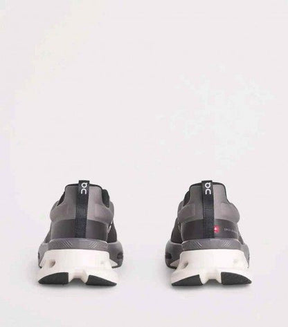 ON Cloud nova X Trainers