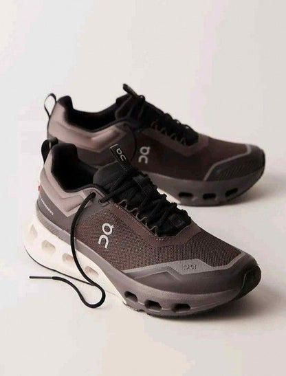 ON Cloud nova X Trainers