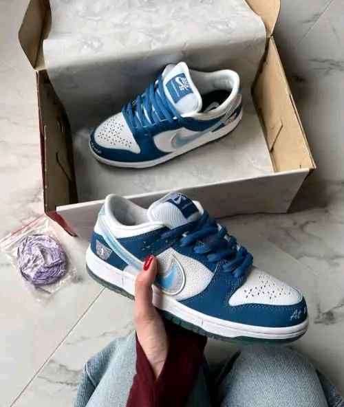 Nikkee SB Dunk Low Born X Raised One Block At Time