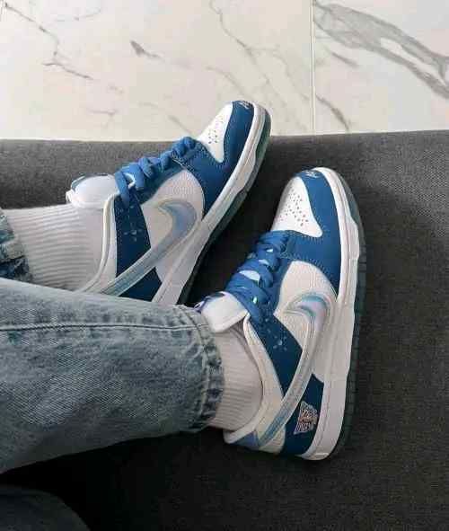 Nikkee SB Dunk Low Born X Raised One Block At Time