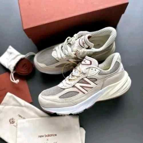 neww balancee 990 Beige Loro Piana