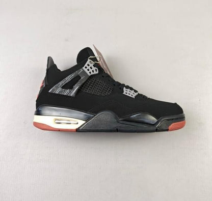 NIKKE AIR JORDAN 4 LONDON
