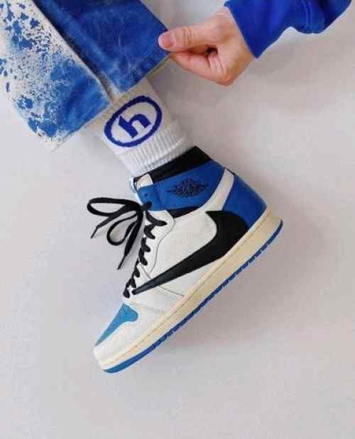 NIKEE AIR JORDAN 1 HIGH X TRAVIS SCOTT FRAGMENT SEMI UA