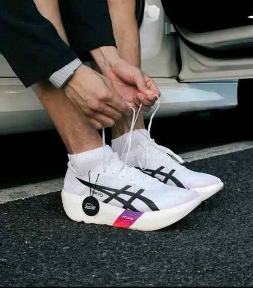 Asiccss Metaspeed Tokyo White