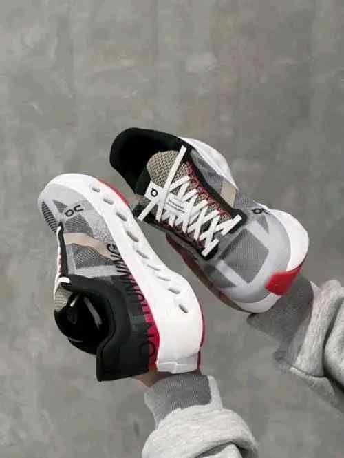 On Cloud Surfer NEXT WHITE BLACK RED