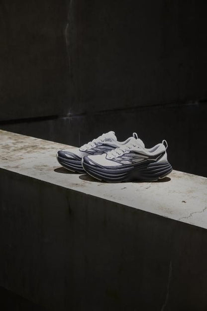 Hok.a Bondi 8 TS Caged - FrostBlack