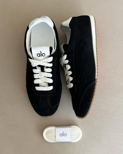 Alo Yoga Sunset Suede Sneakers Black