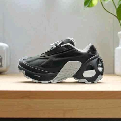 Adiddass Edge Runner Wonder Black Grey