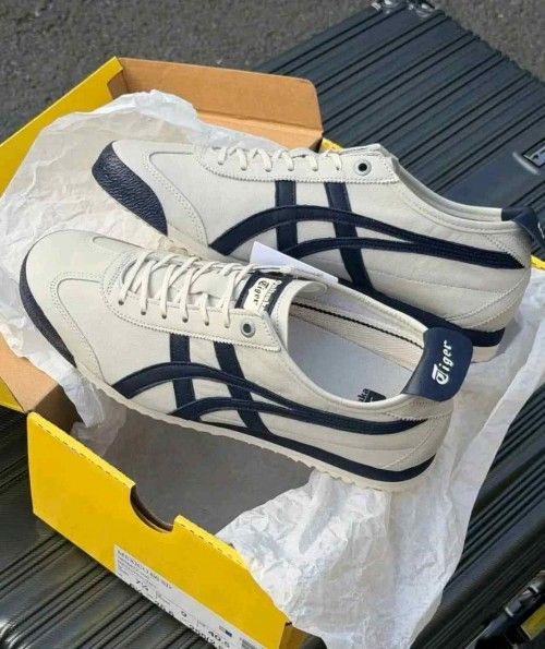 Onitsukk.a Tiger Mexico 66 SD Birch Peacoat for her
