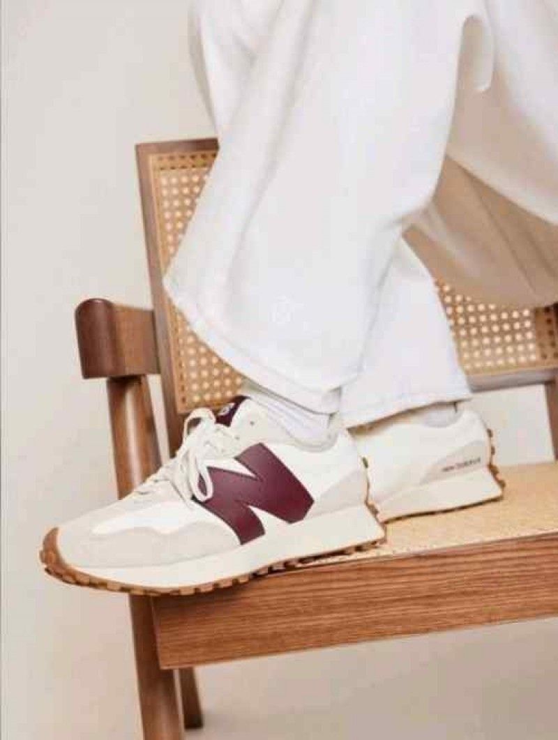 Neww Balance 327 Moonbeam Classic Burgundy for her