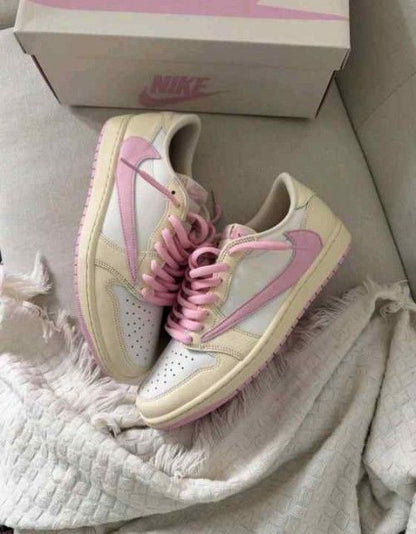 Nikke Travis Scott X Air Jordan 1 Retro Low OG Shy Pink