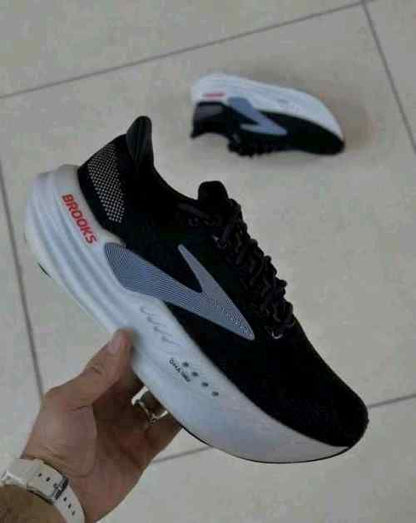 Brooks Glycerin max black White