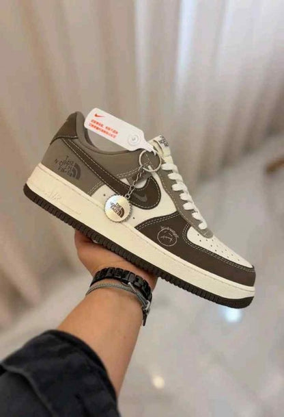Nikkee Airforce 1 Low Thee North Face