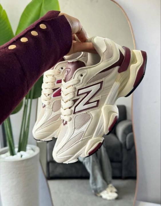 NEWW BALANCE 9060 LINEN BURGENDY