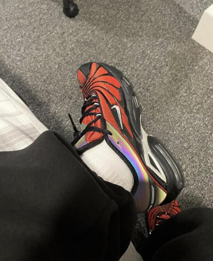 Nik.e Air Max Tailwind V x Skepta Bloody Chrome