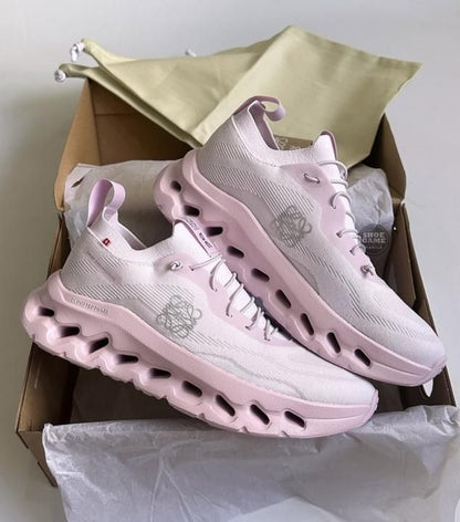 Loewe X On Cloudtilt Running Pink