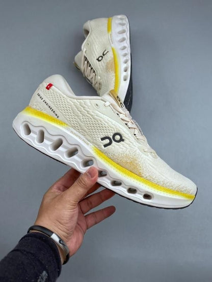 On Cloudsurfer Running Cloudtec Phase Yellow