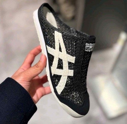 Onitsukaa Tiger Mexico 66 Sabot Black Cream