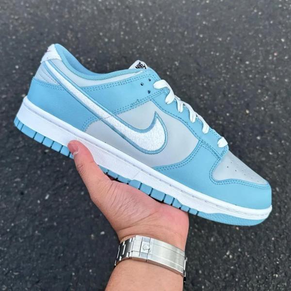 NIK.E SB DUNK FLEECE SWOOSH LIGHT BLUE