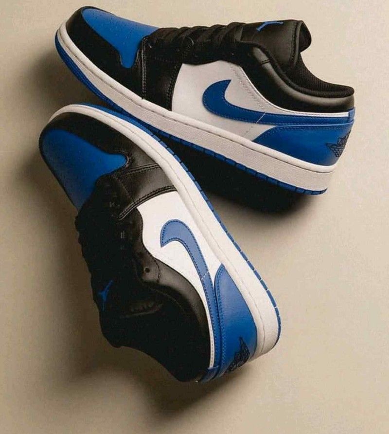 Jordan retro 1 Low Alternate Royal Toe