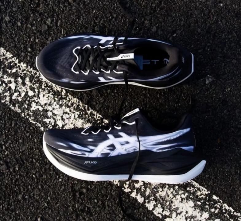 Superblast 3 Black Black