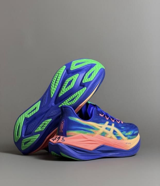 Superblast 3 Cobalt Burst Light Orange