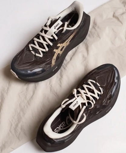 Shanghai Blacktoes X Superblast 3 Keep Running