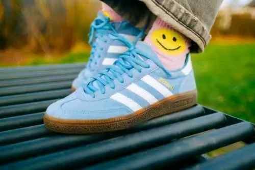 ADIDAaSS samba handball spezial sky blue