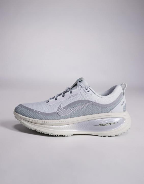 Nik.e Running Vomero 18 Gore-Tex Grey