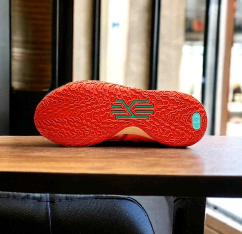 nikkee  Kyrie 7  SNEAKER ROOM FIRE WATER