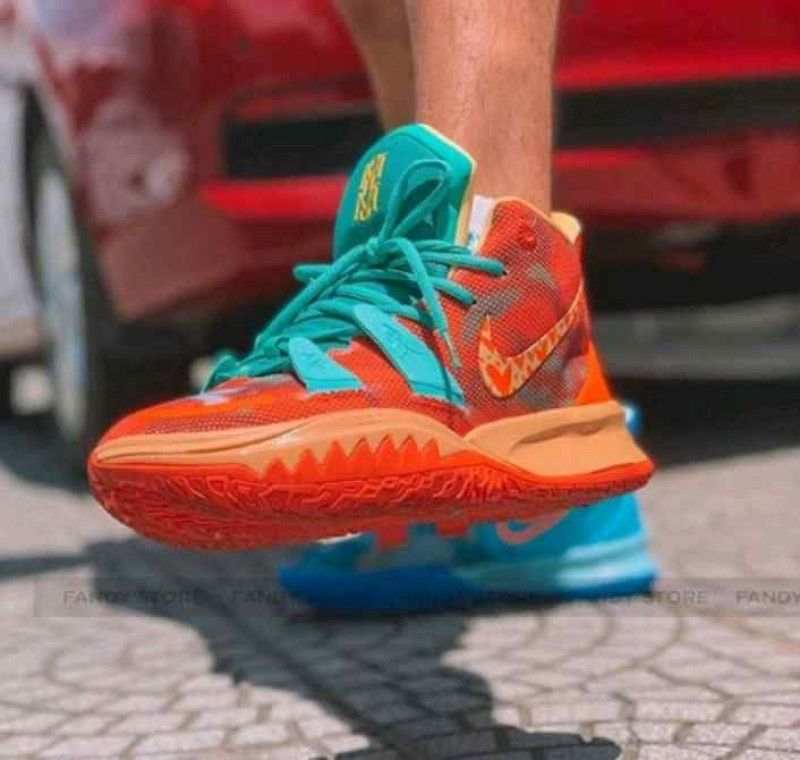 nikkee  Kyrie 7  SNEAKER ROOM FIRE WATER