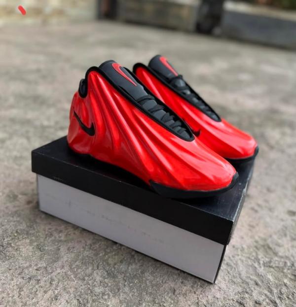 NIK_E GT FUTURE INSPIRED BY VARSITY RED HYPERFLIGHT FIX