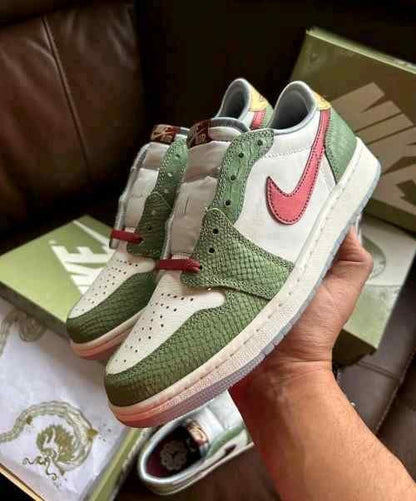 nikkee Air Jordan 1 Retro Low OG GS Year of the Dragon with og box