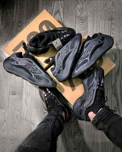 Adidaass Yeezy 700 v3 Alvah Semi UA
