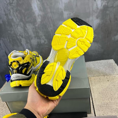 BALENCIAG.A RUNNER YELLOW BLACK SNEAKER