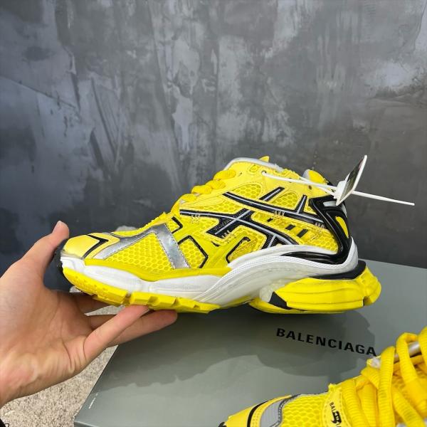 BALENCIAG.A RUNNER YELLOW BLACK SNEAKER