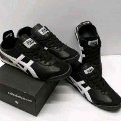 Onitsukkaa tiger Mexico 66 black white fix