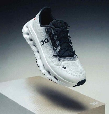 ON CLOUD Running TILT 2 0 BLACK IVORY