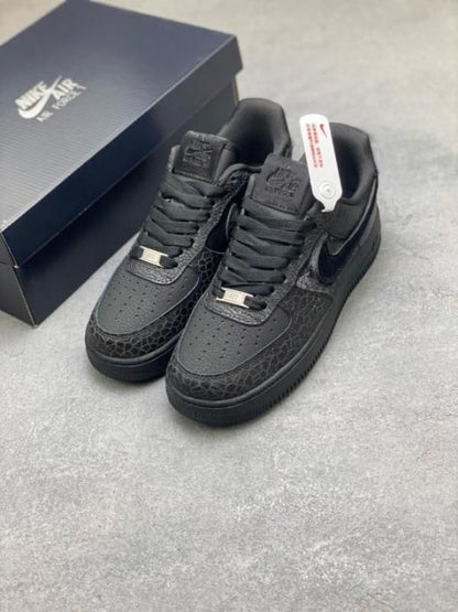 nik_Airforce 1 Black Low Pony Hair