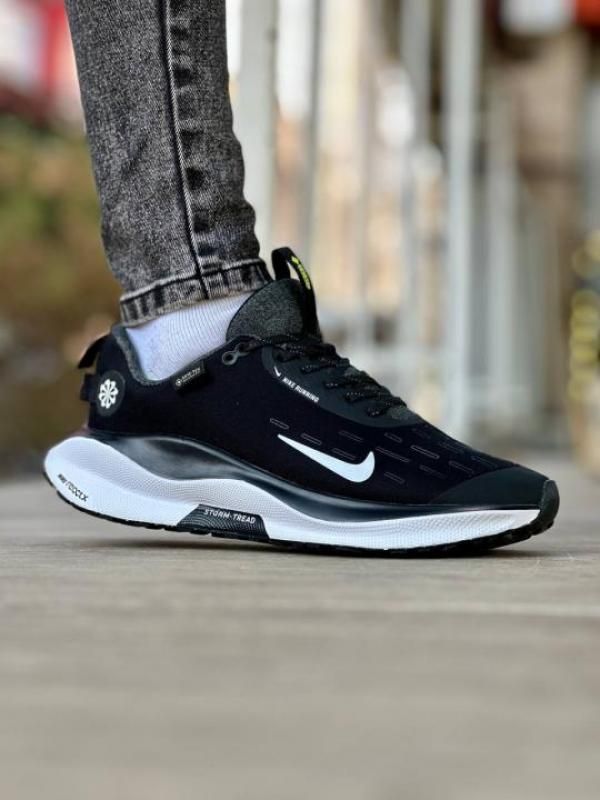 Nik infinity run 4 gore tex black white in sale rate