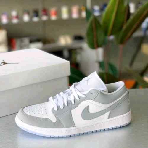 nikkee Jordan Retro 1 Low WOLF GREY