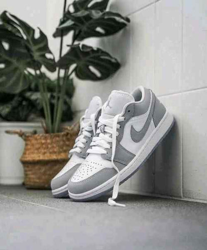 nikkee Jordan Retro 1 Low WOLF GREY
