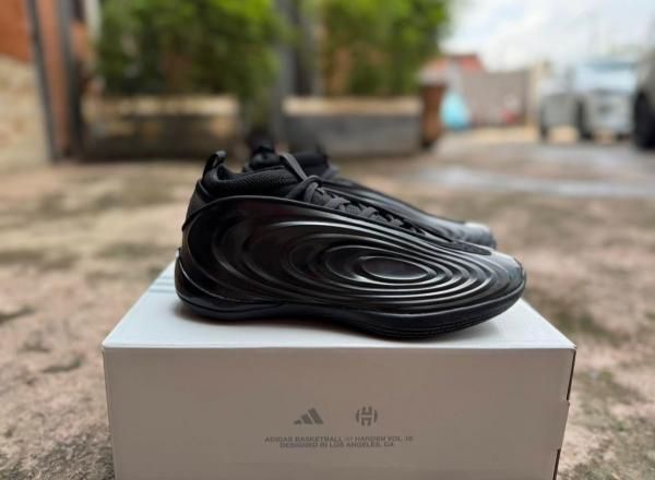ADIDAAS HARDEN VOLUME 10 HELL CAT