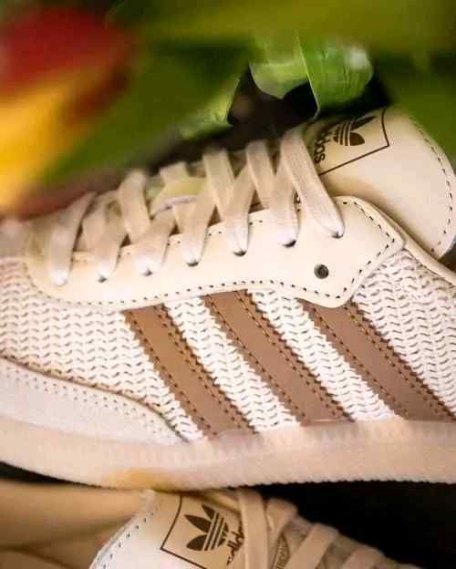 Adii-Dass Samba OG Cream White Cardboard Crystal Sand